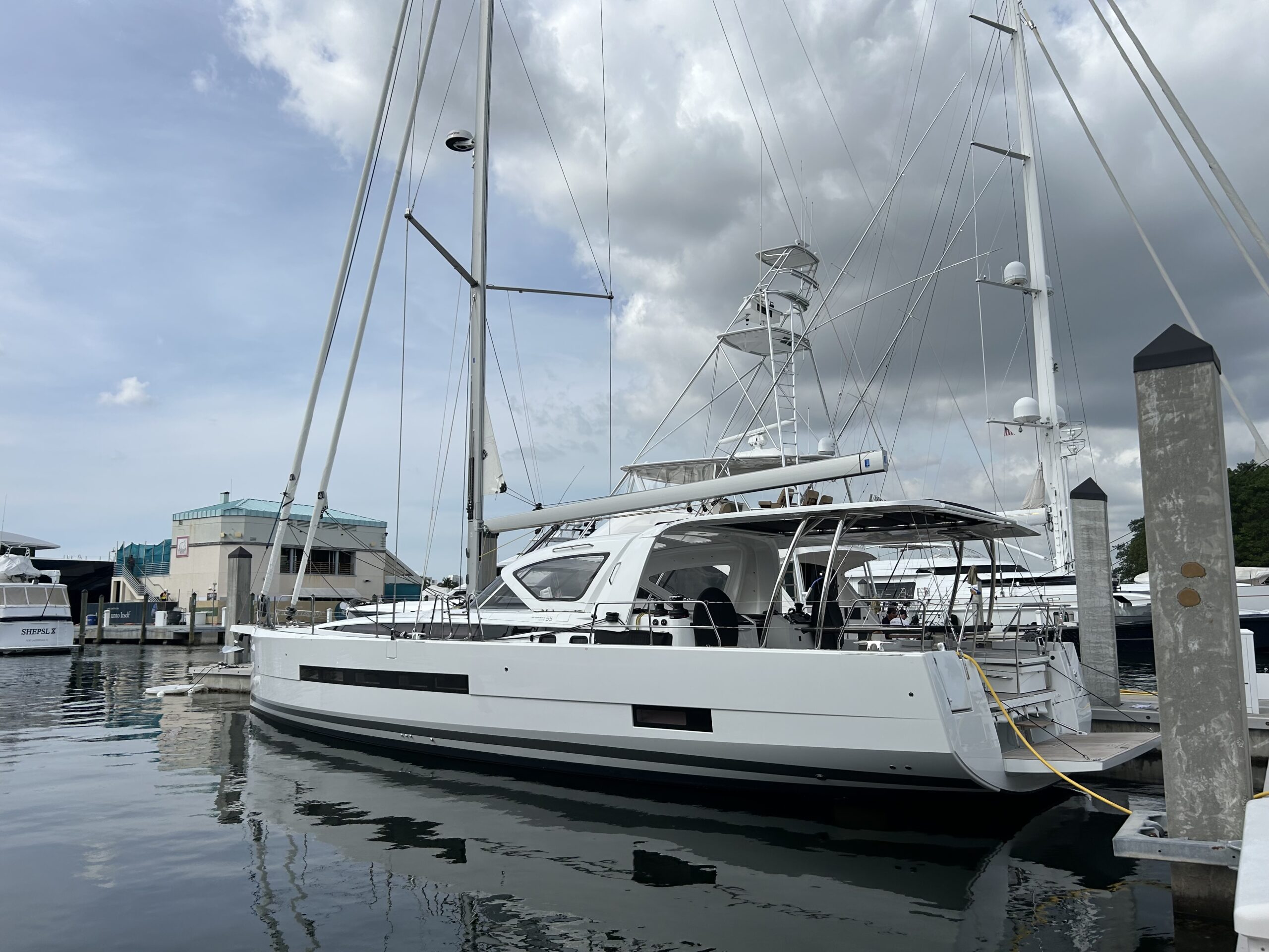 Raising the mainsail